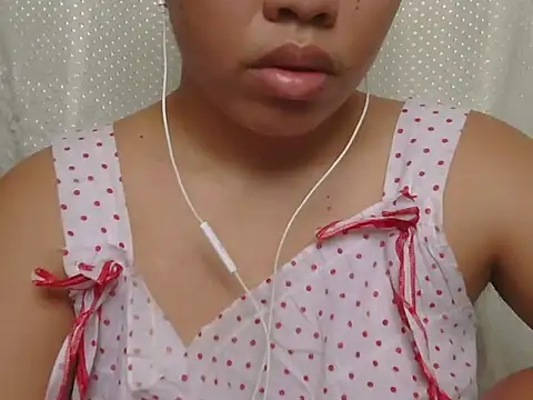 Snapshot of ChubbyButty chatting on April 2026 02:27:02 AM ChubbyButty online show from April 2026 02:27:02 AM