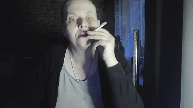 Snapshot of Diamond_Bite chatting on October 2025 05:33:02 AM Diamond Bite online show from October 2025 05:33:02 AM