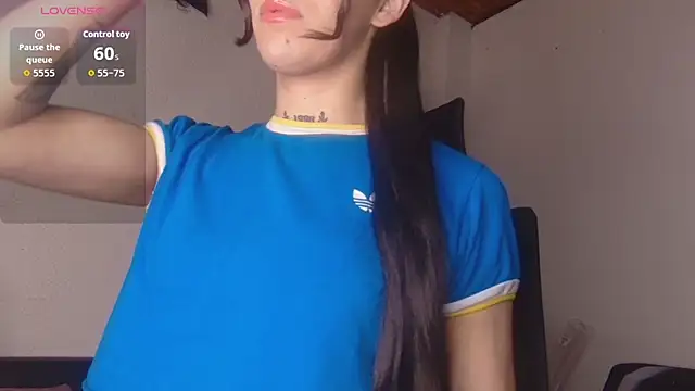 Snapshot of Scarlett_crastrawberry chatting on November 2025 09:41:02 PM Scarlett crastrawberry online show from November 2025 09:41:02 PM