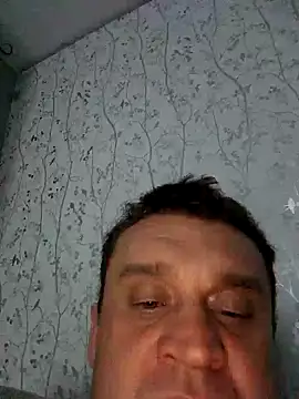 PeteR1987- online show from November 2025 08:20:01 PM