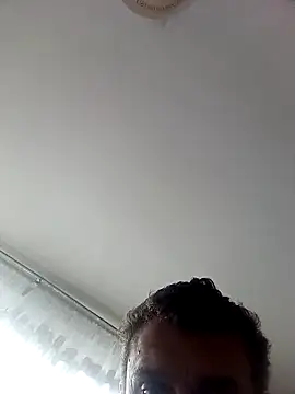 PeteR1987- online show from December 2025 10:13:02 AM