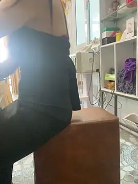 Phale2x online show from November 2025 02:12:02 AM