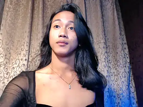 taylaxuxu online show from November 2025 09:15:01 PM