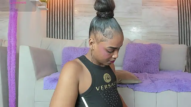 gigi mane online show from October 2025 09:30:01 PM