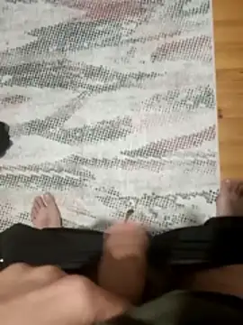 ragnar811 online show from December 2025 09:09:02 PM