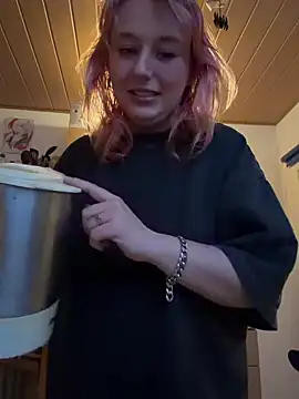 Snapshot of Onlymiasophie chatting on February 2026 06:40:02 AM Onlymiasophie online show from February 2026 06:40:02 AM