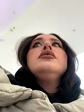 KiraSunshine online show from November 2025 04:02:02 AM