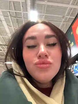 KiraSunshine online show from November 2025 04:15:01 AM