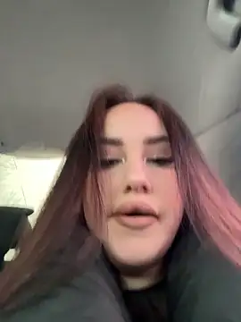 KiraSunshine online show from January 2026 03:31:01 AM