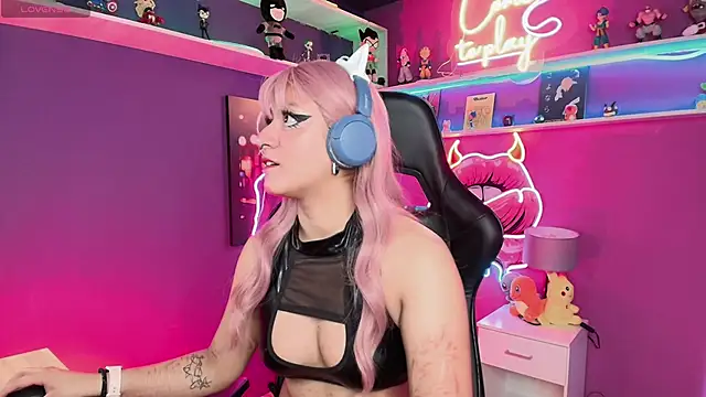 LuanEter online show from February 2026 01:21:02 PM