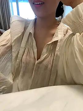 Minhee22 online show from November 2025 11:25:02 PM