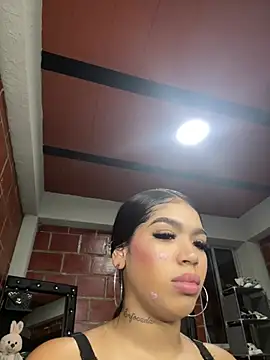 tifanymonroe online show from April 2026 08:01:02 PM