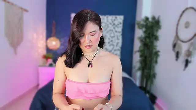 CoralQuinn online show from November 2025 11:38:02 AM
