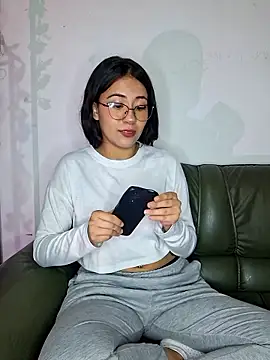 chloebrownn03 online show from January 2026 04:06:02 AM