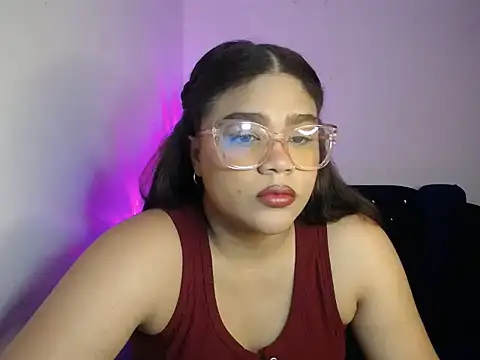 2moons full of love online show from June 2026 06:28:01 PM
