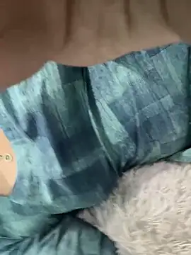 Snapshot of heenashai chatting on November 2025 11:43:01 AM heenashai online show from November 2025 11:43:01 AM