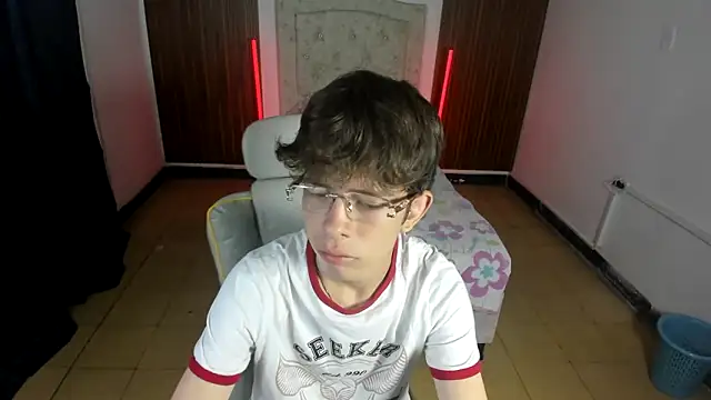 dilan orduz online show from October 2025 12:50:02 PM