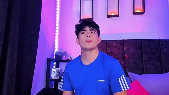 Theo Noxxx online show from October 2025 05:35:01 PM