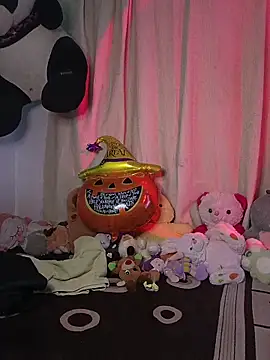 Snapshot of Ladyswap chatting on October 2025 03:14:01 AM Ladyswap online show from October 2025 03:14:01 AM