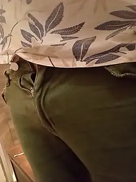 Belgianslut online show from December 2025 01:55:01 AM