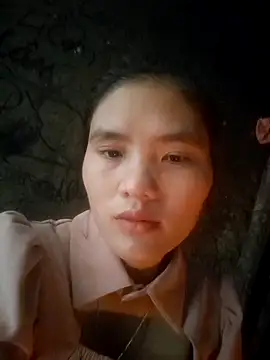 mira-show online show from November 2025 01:05:02 AM