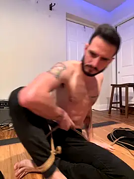 vdoesrope online show from October 2025 04:37:01 AM