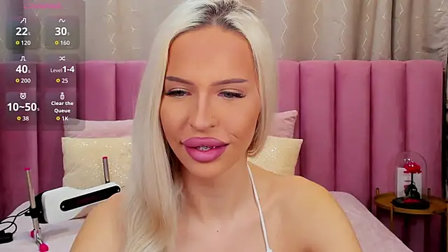 KailaCrystall online show from November 2025 01:27:02 AM