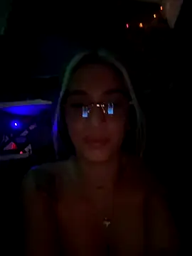 KIMBERLYPULIDO online show from October 2025 03:58:02 AM