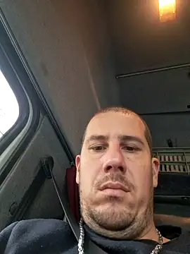 Szeximado31 online show from November 2025 06:58:02 AM