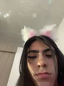 Snapshot of Agattha22 chatting on November 2025 03:42:02 AM Agattha22 online show from November 2025 03:42:02 AM