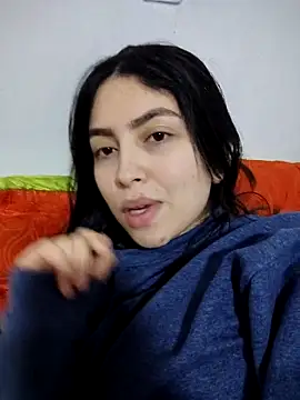 Lenguasdegato1699 online show from October 2025 04:57:01 AM