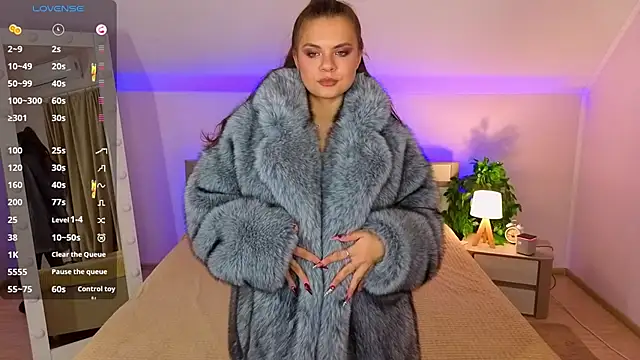 Miss Delia online show from November 2025 11:07:01 AM