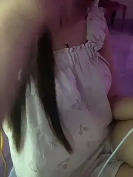 Snapshot of Bong-g chatting on May 2026 03:42:02 PM Bong-g online show from May 2026 03:42:02 PM