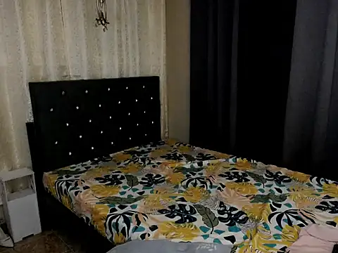 Snapshot of SeductiveAki69xxx chatting on November 2025 12:38:01 PM SeductiveAki69xxx online show from November 2025 12:38:01 PM