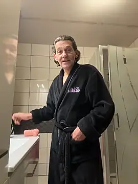 kon77777 online show from November 2025 05:32:02 AM