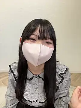 Snapshot of Reina_cute_00_ chatting on October 2025 03:21:02 AM Reina cute 00 online show from October 2025 03:21:02 AM