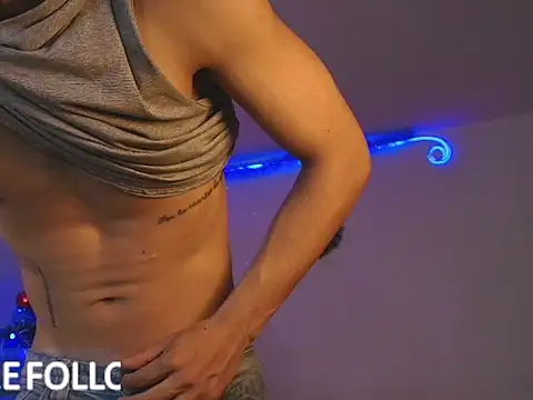 Snapshot of rosse__one chatting on November 2025 02:12:01 AM rosse one online show from November 2025 02:12:01 AM