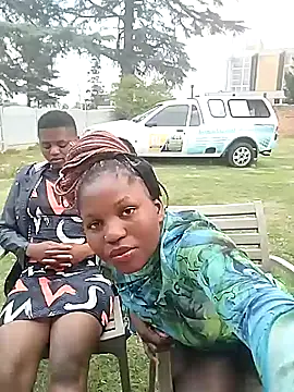 Snapshot of SexySlender_ chatting on November 2025 04:07:01 PM SexySlender online show from November 2025 04:07:01 PM