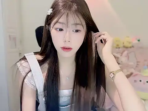 Snapshot of Onecutelittle chatting on October 2025 06:06:02 AM Onecutelittle online show from October 2025 06:06:02 AM