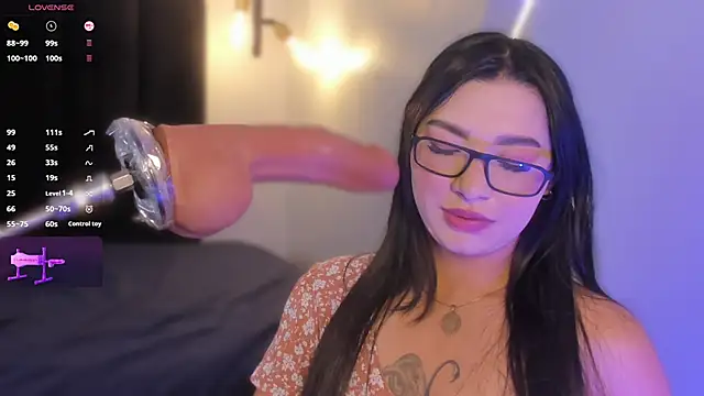 Snapshot of Juli_Casanova chatting on December 2025 11:30:02 AM Juli Casanova online show from December 2025 11:30:02 AM