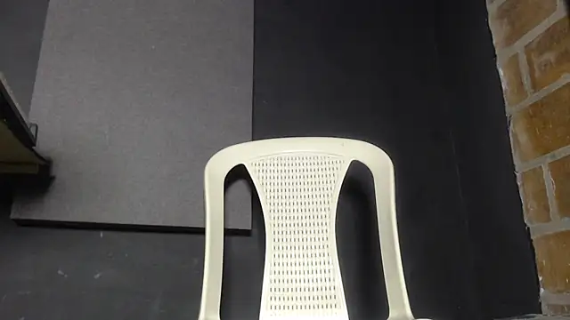 Anaconda larga online show from March 2026 02:24:01 PM