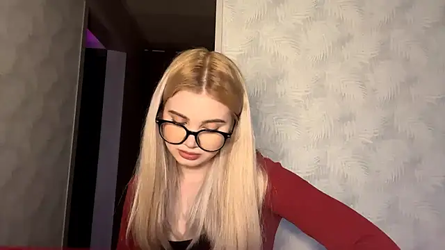 JolieAlto online show from October 2025 12:17:01 PM
