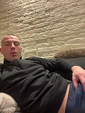 Rotteei1 online show from January 2026 08:40:02 PM