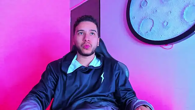 mike 257 online show from March 2026 11:47:02 AM