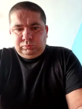 marek2355 online show from October 2025 09:17:01 AM