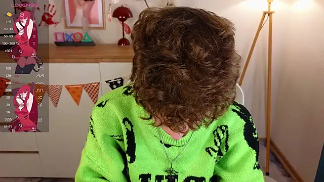 crisp1n online show from November 2025 03:12:01 PM