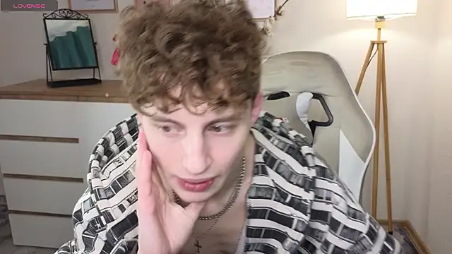 crisp1n online show from February 2026 12:19:01 PM