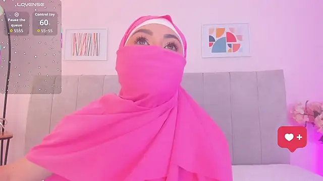 fatiima  online show from March 2026 07:08:01 PM