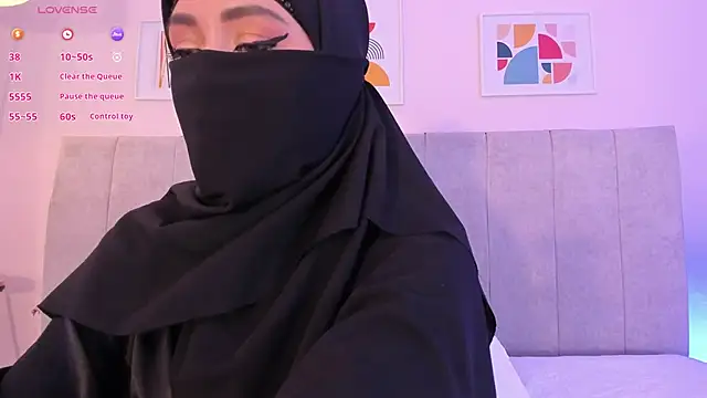 Snapshot of fatiima_ chatting on June 2026 07:09:02 PM fatiima online show from June 2026 07:09:02 PM