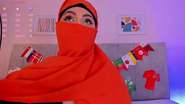Snapshot of fatiima_ chatting on June 2026 07:29:01 PM fatiima online show from June 2026 07:29:01 PM